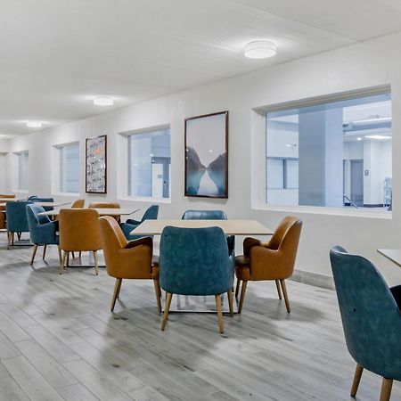 Comfort Inn & Suites Beaver Dam Ngoại thất bức ảnh