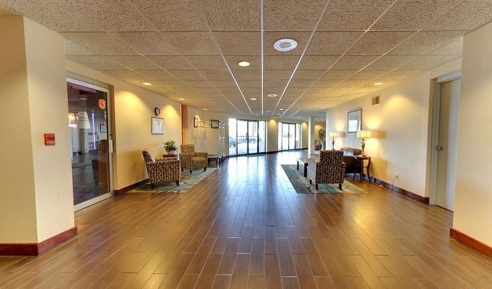 Comfort Inn & Suites Beaver Dam Ngoại thất bức ảnh