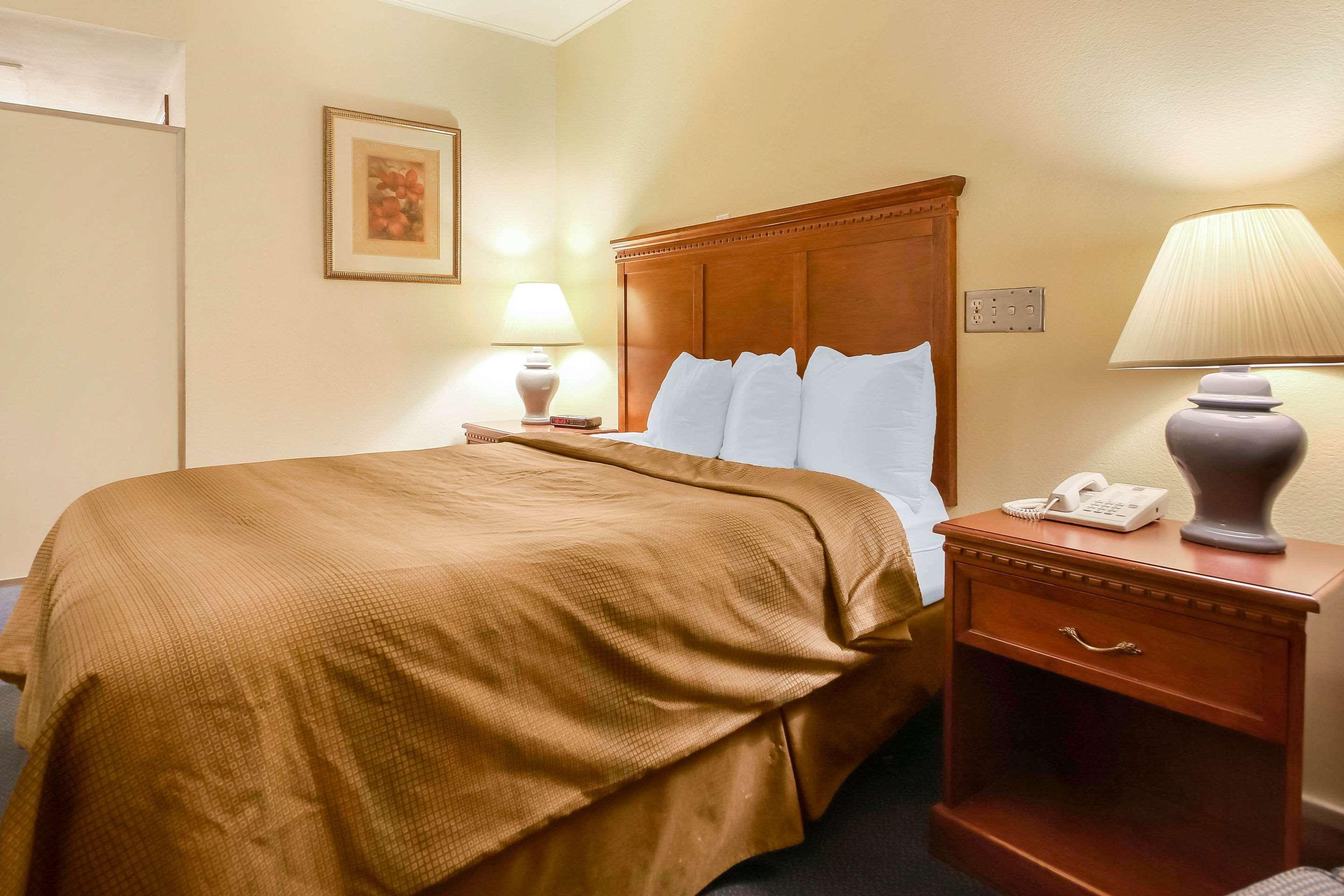 Comfort Inn & Suites Beaver Dam Ngoại thất bức ảnh