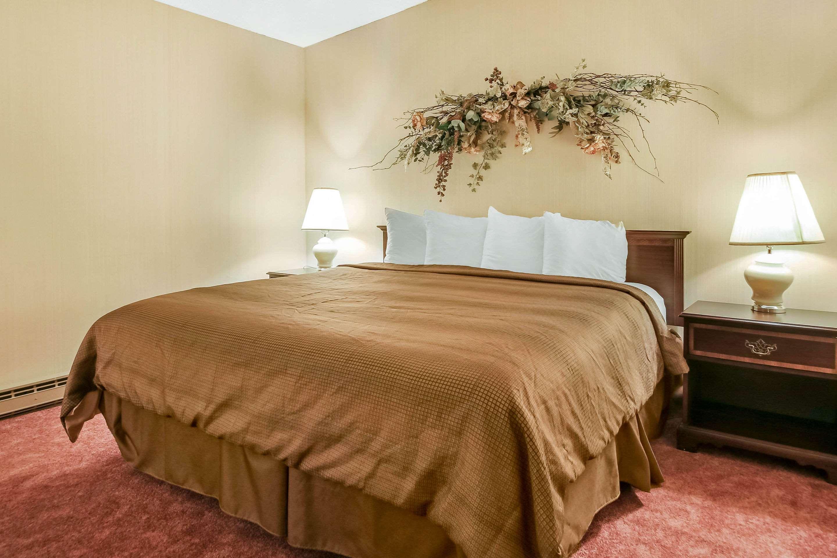 Comfort Inn & Suites Beaver Dam Ngoại thất bức ảnh