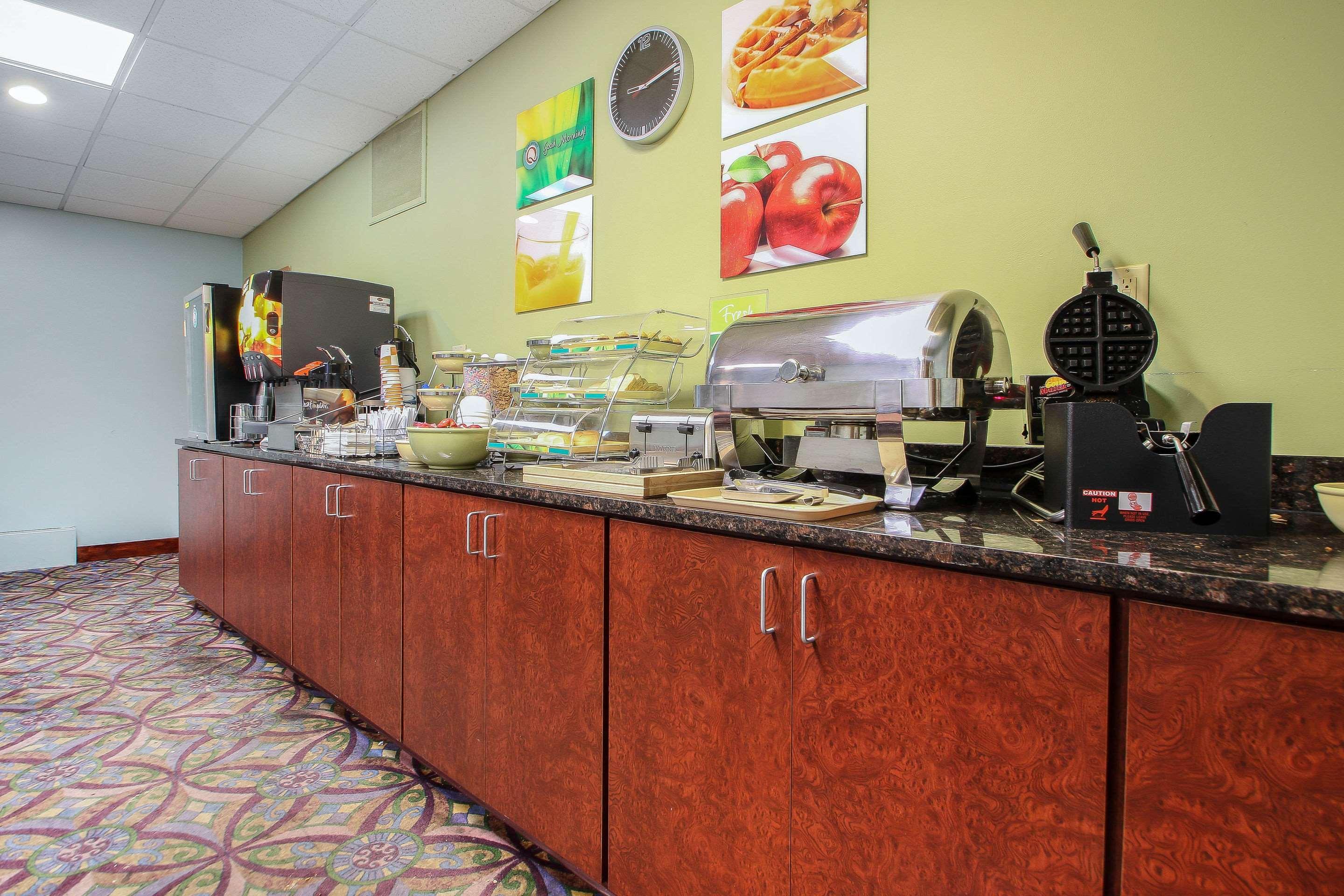 Comfort Inn & Suites Beaver Dam Ngoại thất bức ảnh