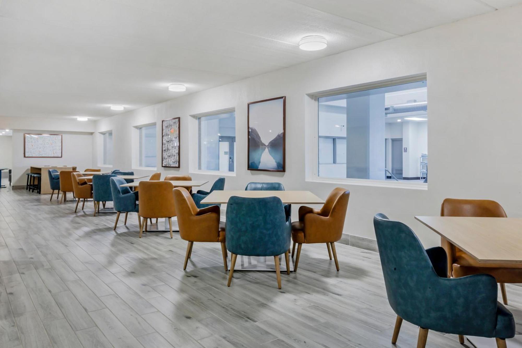 Comfort Inn & Suites Beaver Dam Ngoại thất bức ảnh