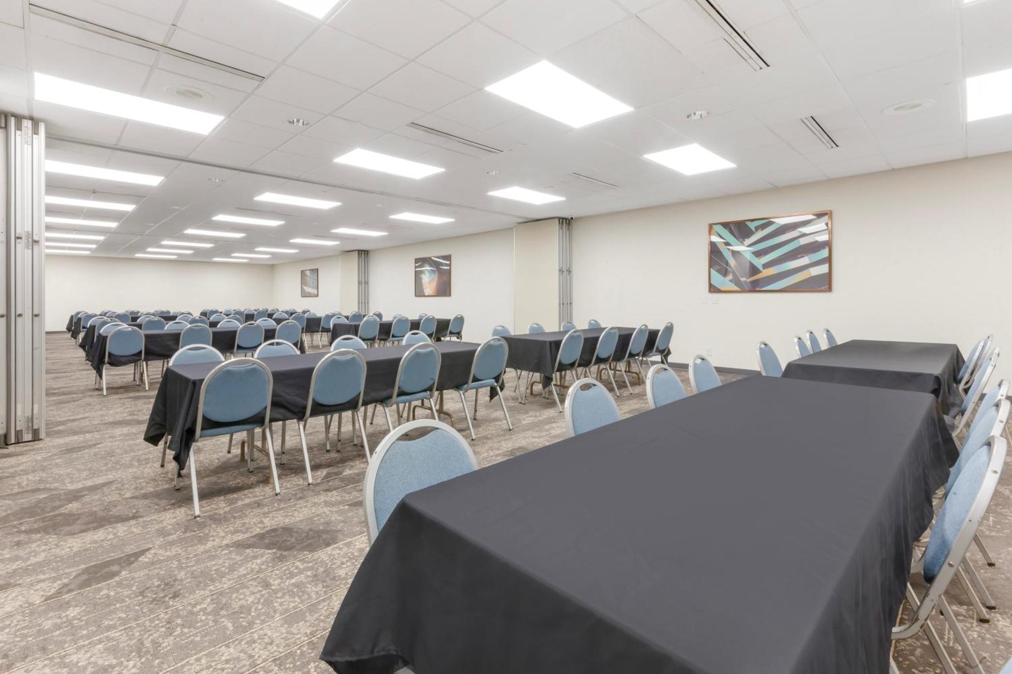 Comfort Inn & Suites Beaver Dam Ngoại thất bức ảnh