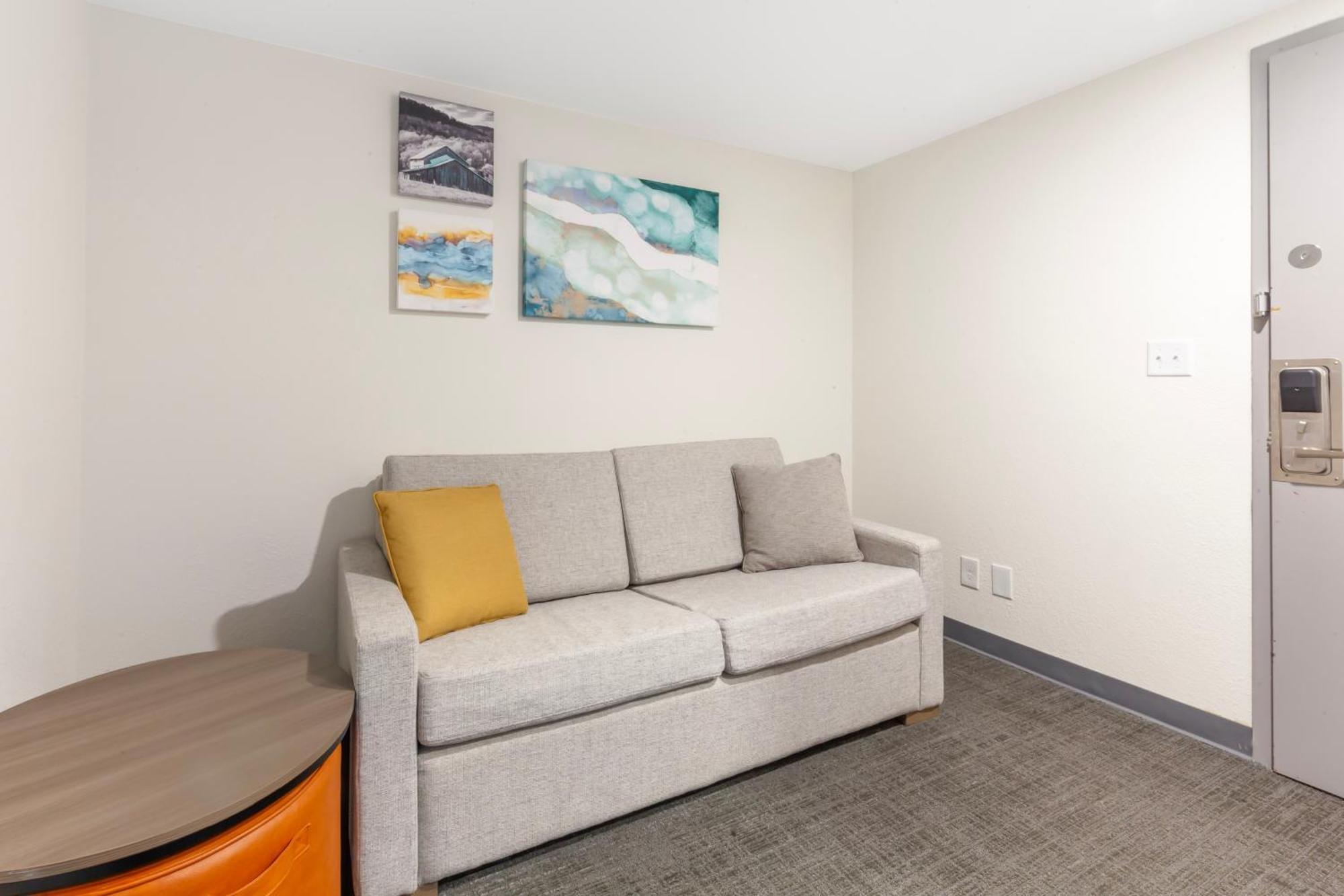 Comfort Inn & Suites Beaver Dam Ngoại thất bức ảnh