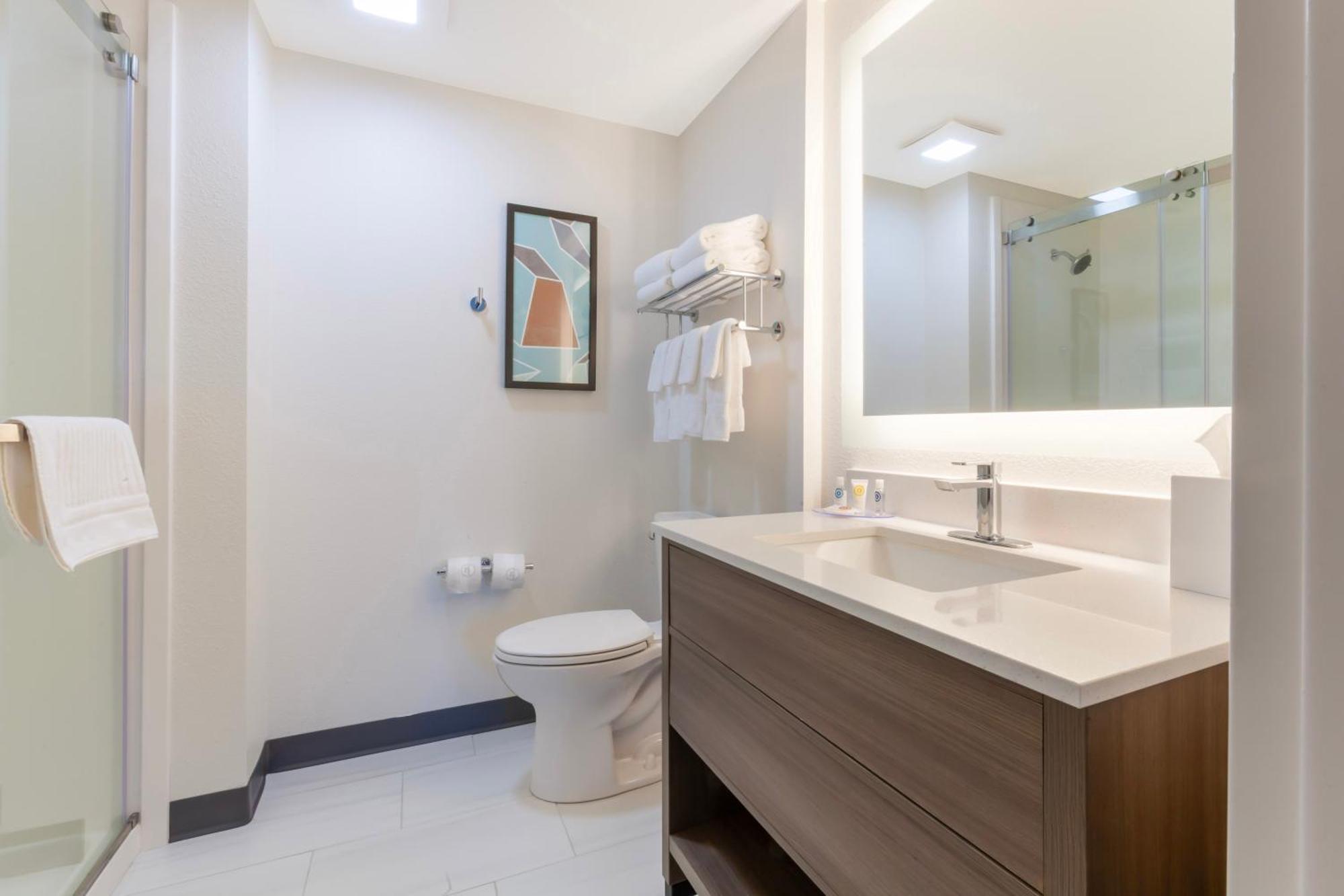 Comfort Inn & Suites Beaver Dam Ngoại thất bức ảnh